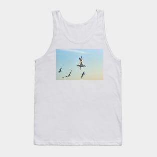 Hovering Larus Californicus 2 Tank Top